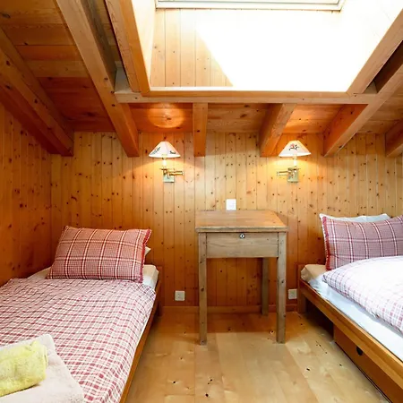 Апартаменти Florissant 117 *