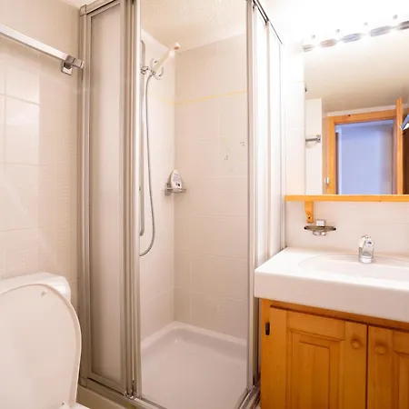 Florissant 117 Apartment *